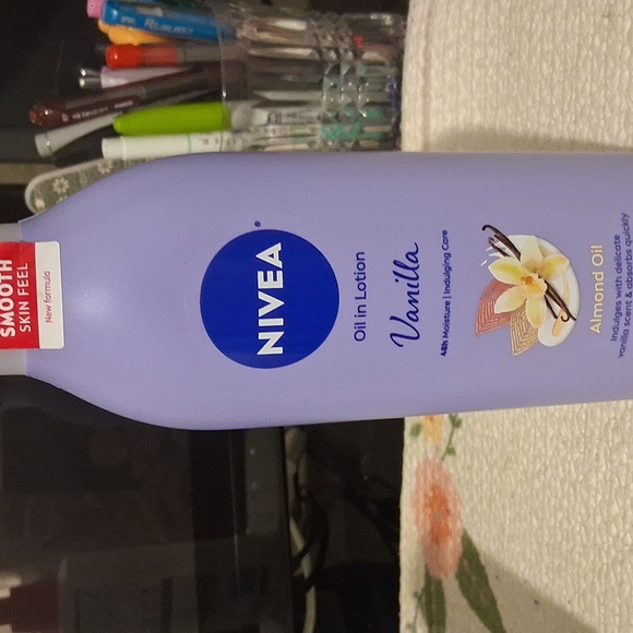 EUCERIN, NIVEA LOTIONS - Picture 5 of 7